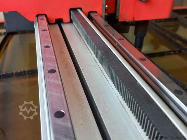 Swift-Cut PRO 2500 MK5 CNC + Hypertherm Swift-Cut Pro 2500