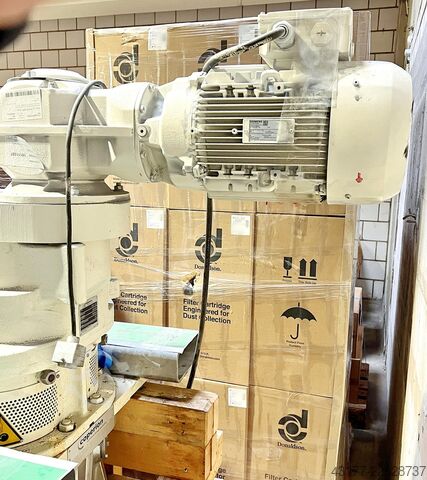 Wytłaczarka dwuślimakowa COPERION ( Werner & Pfleiderer ) ZSK 170  W 1920/1750