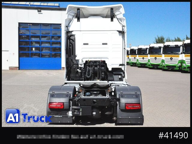 Yüksek hacimli çekici MAN TGX 18.470 XLX Low, Inarder, Navi Standklima,