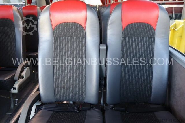 Touringcar Van Hool TX15 Acron / 12.2m / Euro 5 / USB / Full Option