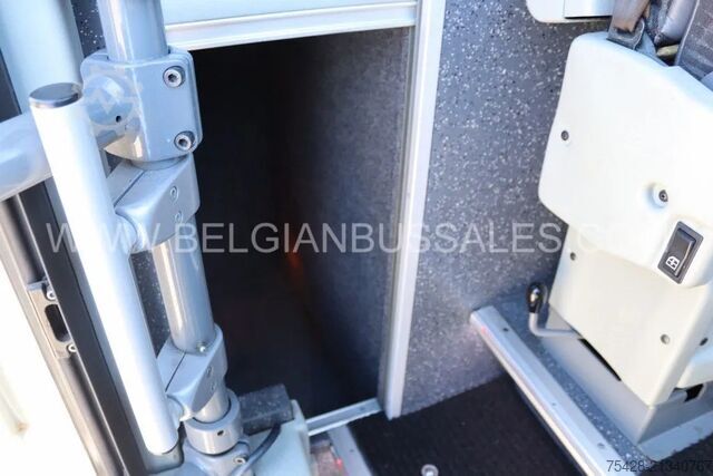 Touringcar Van Hool TX15 Acron / 12.2m / Euro 5 / USB / Full Option