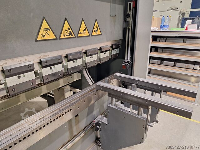 πρέσα κάμψης HACO EMS30100