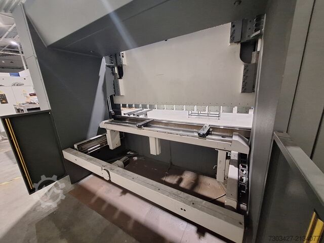 πρέσα κάμψης HACO EMS30100