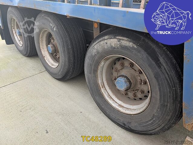 Chariot mural Desot Desot Wandenwagen