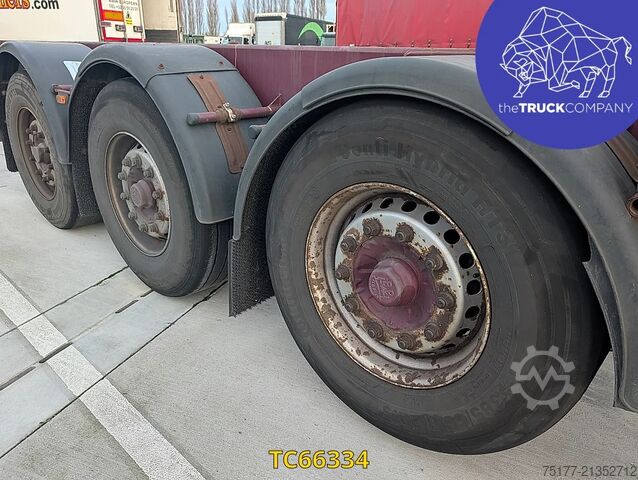 Containertransport Renders 