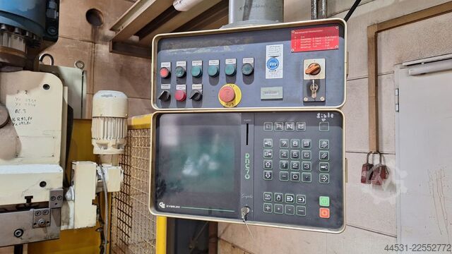CNC afkantpers Lotze 327 x 1500 KN