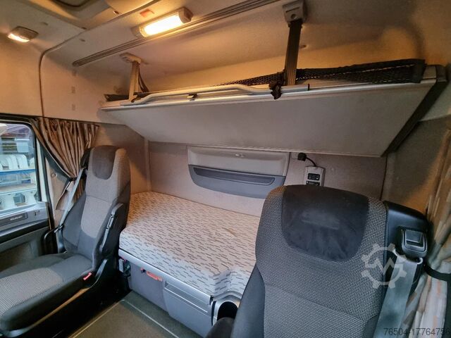 Standaard-SZM DAF XF 106.440 EURO 6/ Intarder/ Webasto/ ADR / Klima