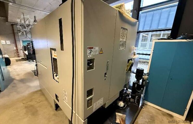 Centrum obróbcze CNC jak nowe Quaser MV 134 C