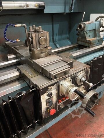 CNC lathe XYZ Machine Tools PROTURN 410