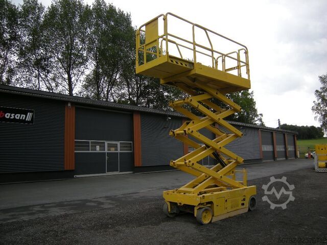 Podnośnik nożycowy Genie GS 2646 (ID0403)