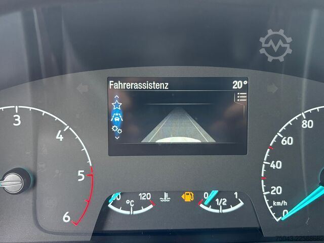 Skrínový vuz s vysokou strechou Ford Transit L2H2*Klima*Kamera*Tempomat*21Tkm