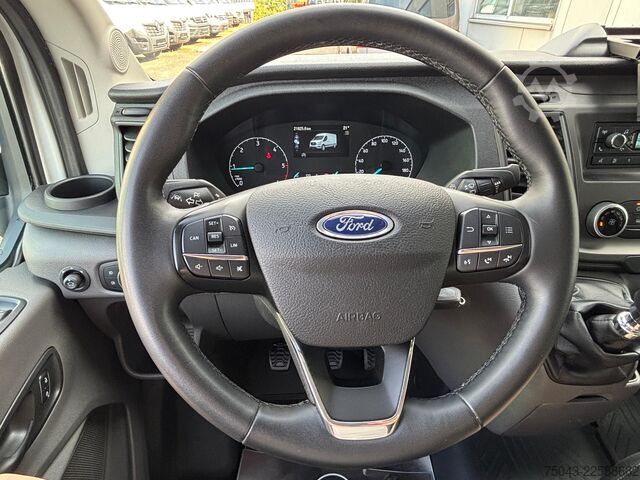 Skrínový vuz s vysokou strechou Ford Transit L2H2*Klima*Kamera*Tempomat*21Tkm