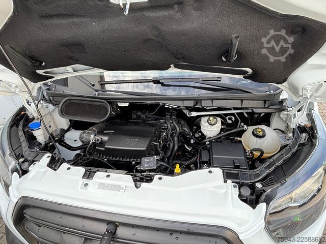 Skrínový vuz s vysokou strechou Ford Transit L2H2*Klima*Kamera*Tempomat*21Tkm