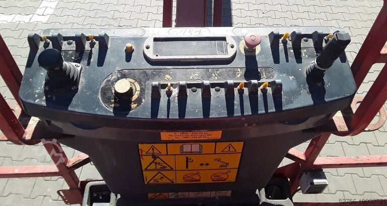 Plataforma telescópica JLG 860 SJ