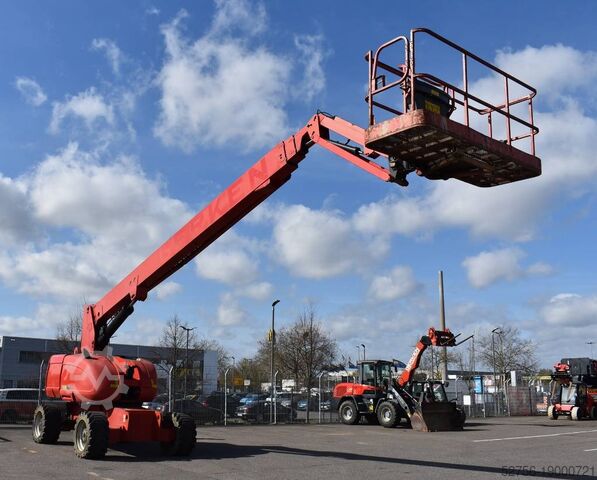 Plataforma telescópica JLG 860 SJ