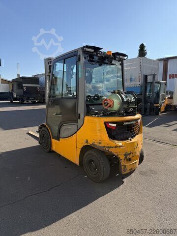 LPG viljuškari Jungheinrich TFG 425s 4v/ 4757h