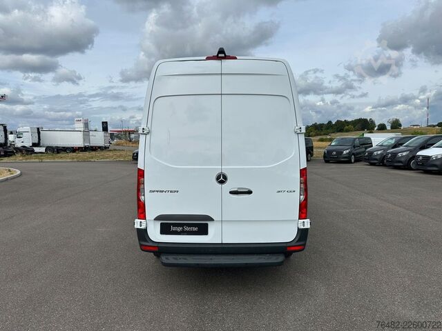 Yüksek tavanlı panelvan MERCEDES-BENZ Sprinter 317 CDI KA/L2H2/3665/MBUX/KAMERA/NAVI/A