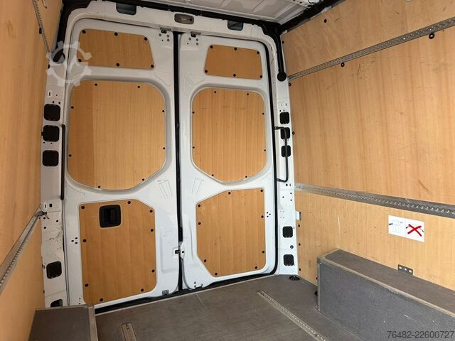 Panelvan MERCEDES-BENZ Sprinter 317 CDI KA/L2H2/3665/MBUX/NAVI/AUTOMATI