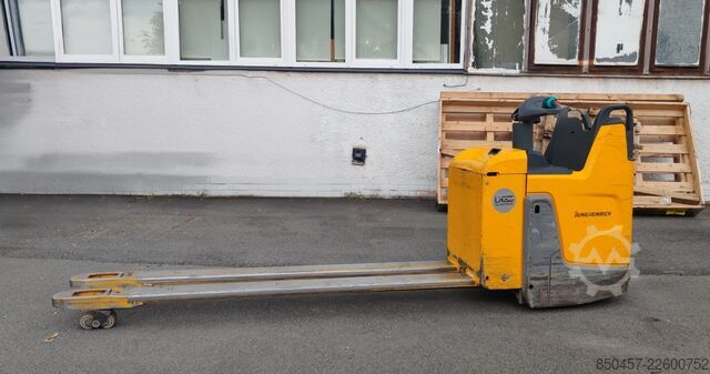  Jungheinrich ERE 225 Lion 2400mm/ 2021y