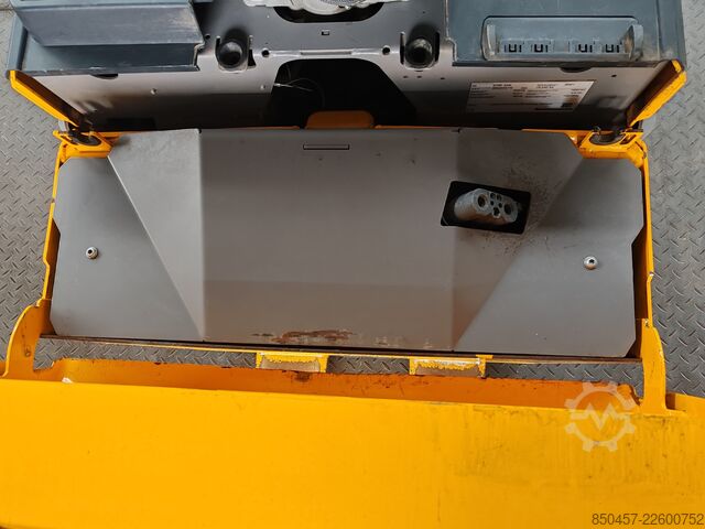  Jungheinrich ERE 225 Lion 2400mm/ 2021y