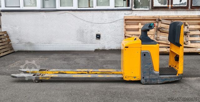  Jungheinrich ERE 225 Lion 2400mm/ 2021y