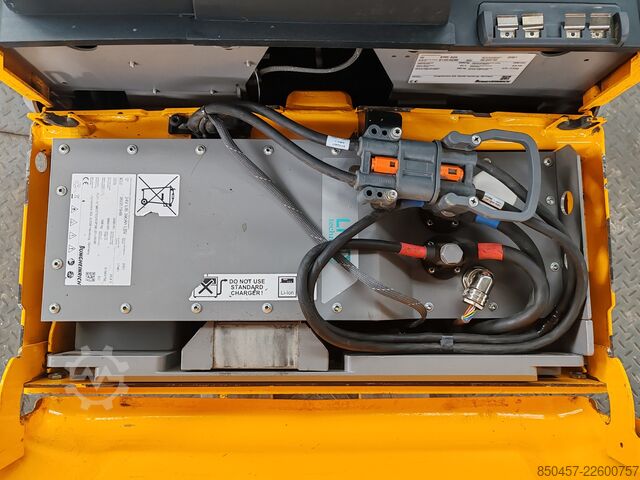  Jungheinrich ERE 225 Lion 2400mm/ 2021y