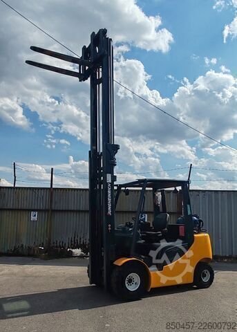 Stivuitoare pe gaz petrolier lichefiat (LPG) Jungheinrich TFG 430s 1555h/ 4.3m/ 4v