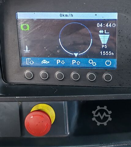 Stivuitoare pe gaz petrolier lichefiat (LPG) Jungheinrich TFG 430s 1555h/ 4.3m/ 4v