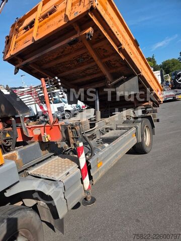 Basculantă MERCEDES-BENZ Atego 1218 / Kipper+Kran / load 5,2ton / E3