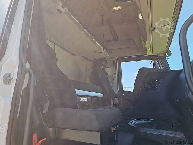 Standard-SZM IVECO S-WAY AS440S51