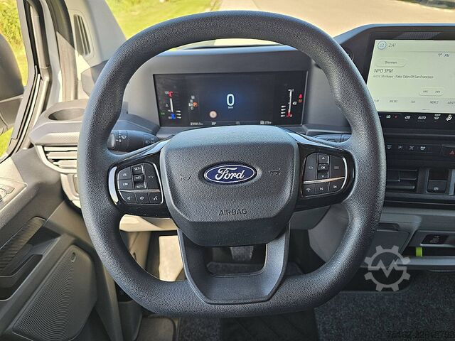 Magastetős kombi FORD TRANSIT CUSTOM 2.0 L1H1 Automaat Navi