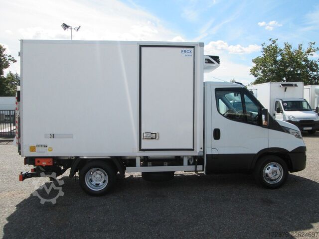Koelwagen met geïsoleerde laadbak IVECO 35 C14*Carrier Kühlkoffer*LBW*Euro6*ATP-01-2029*