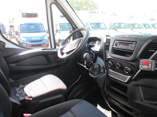 Koelwagen met geïsoleerde laadbak IVECO 35 C14*Carrier Kühlkoffer*LBW*Euro6*ATP-01-2029*