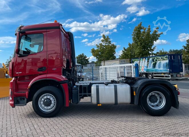 Standard nyergesvontató MERCEDES-BENZ Arocs 1848/ 4x4H/ AC/ 2K-Kipphydr./ LOF Zul.