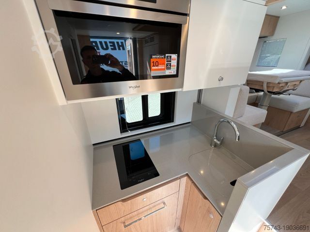 Cattle truck VOLVO FM 430 STX 6 Pferde Pop-Out, Pop-UP, Küche unten