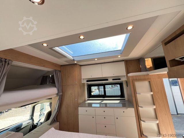 Cattle truck VOLVO FM 430 STX 6 Pferde Pop-Out, Pop-UP, Küche unten