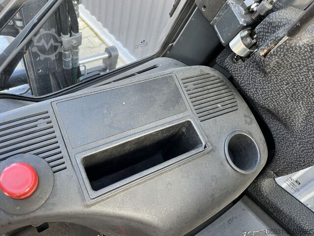 Empilhador eléctrico de 3 rodas Linde E20L-02