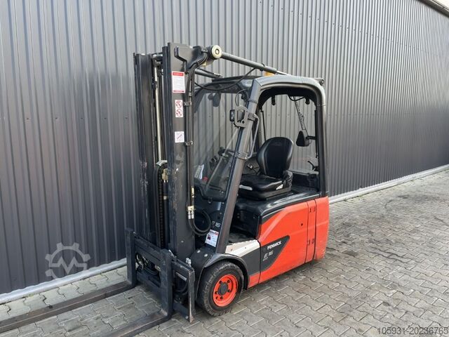 Empilhador eléctrico de 3 rodas Linde E16-02