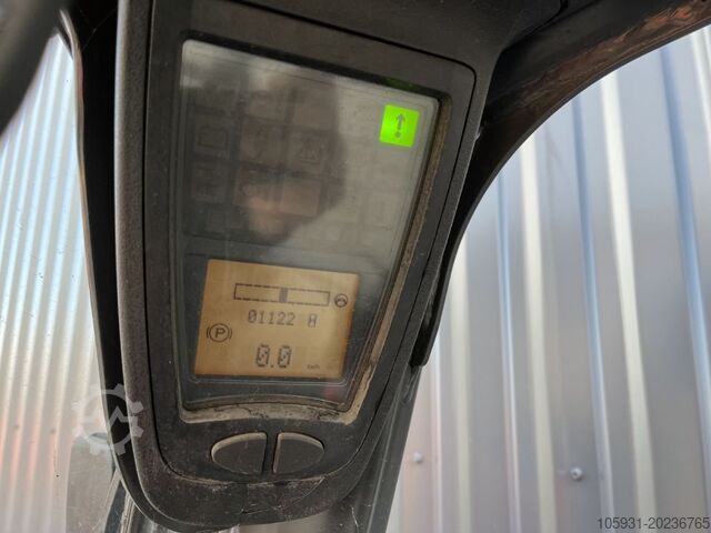 Stivuitor electric cu 3 roți Linde E16-02