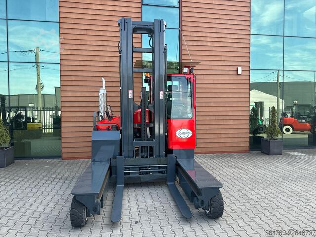 Stivuitor cu patru direcții Combilift C4000 / Diesel / Very good condition