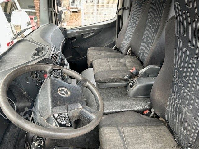 Kamion sa ravnom platformom MERCEDES-BENZ 1527 Atego Pritsche 4x2