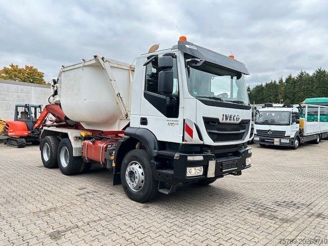 Kipper LKW IVECO 410 TRAKKER Wechselsystem Kipper + Asphaltmulde
