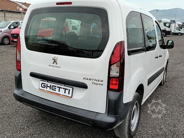 Kleinbus Peugeot Mod. Vers. Partner Mix Combi