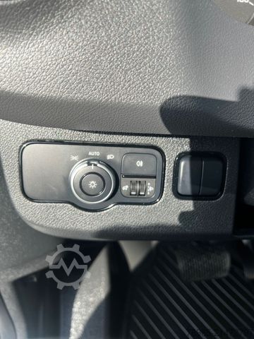 Bestelwagen met verhoogd dak MERCEDES-BENZ Sprinter 314 MAXI KOFFER AUTOMATIK KLIMA AHK
