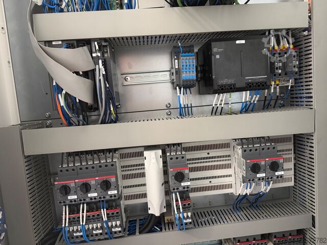 3 tengelyes megmunkálóközpont MAZAK VCE-600 Mazak VCE-600