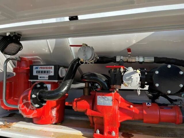 Tankwagen Mercedes-Benz Atego 1418 4x2 Fuel Tank Truck
