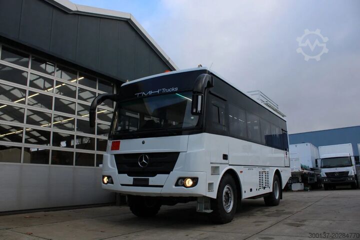 Coach Mercedes-Benz Atego 1725 4x4 Passenger Bus