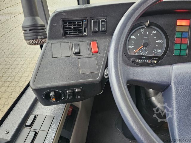 Kloubový autobus MERCEDES-BENZ O 530 G, Gelenkbus, 3 Achser, Retarder