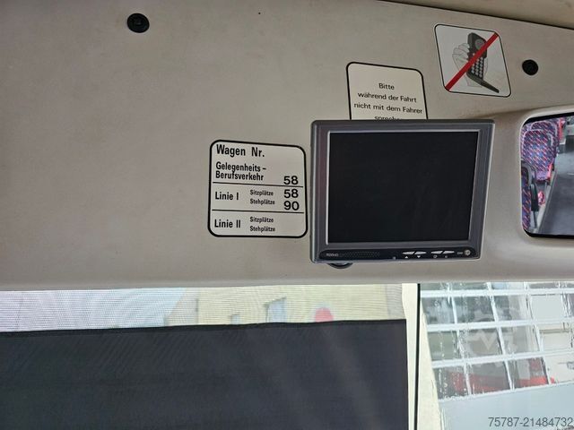 Kloubový autobus MERCEDES-BENZ O 530 G, Gelenkbus, 3 Achser, Retarder