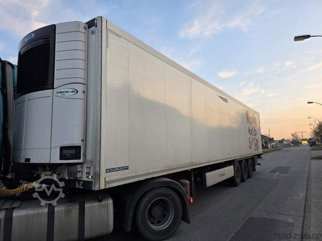 Chladírenský návěs KRONE Tiefkühler, Carrier Vector 1550, 2 x Liftachse